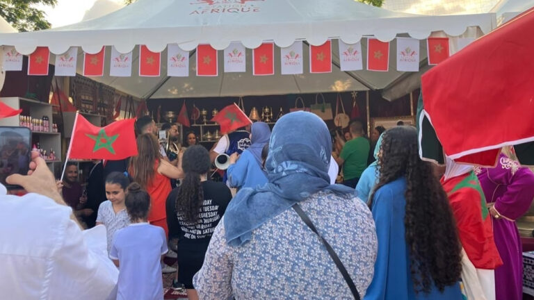 تدخل قنصلية المغرب بباريس  على خط إغلاق منطقة مشجعين مغاربة في إيل سان دوني