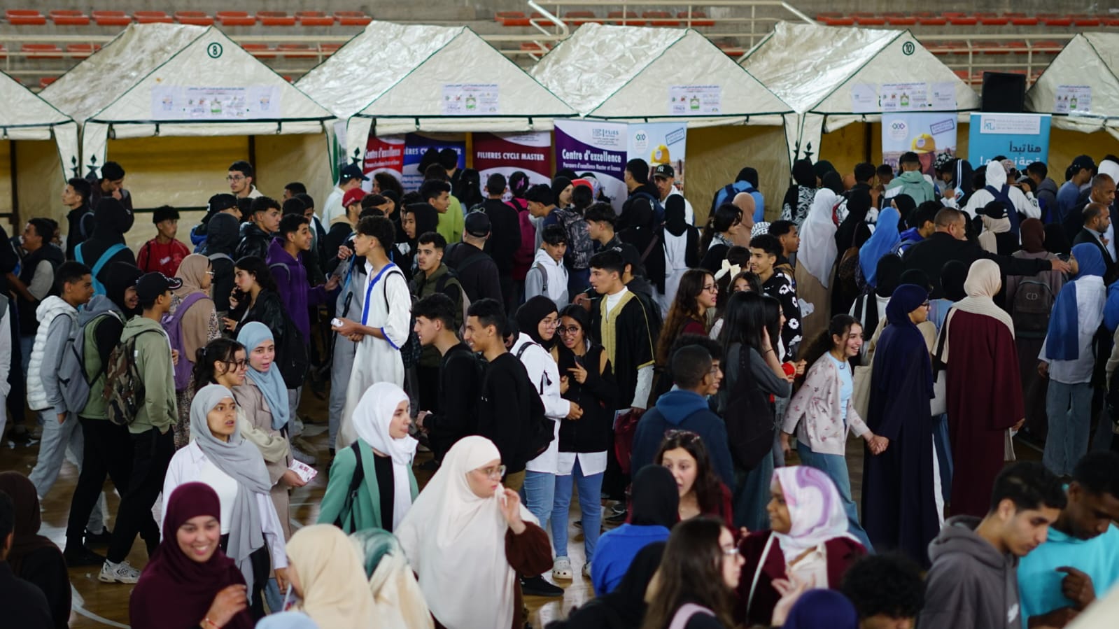 “تحت شعار ‘التوجيه السليم خطوة نحو النجاح’.. مديونة تشهد أول ملتقى إقليمي لتوجيه التلاميذ نحو المستقبل”