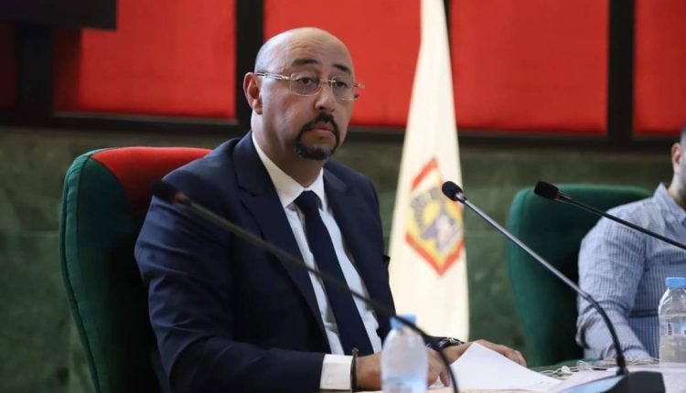 القضاء يُلزم جماعة طنجة بأداء 232 مليون سنتيم بسبب الاستيلاء على أراضٍ خاصة