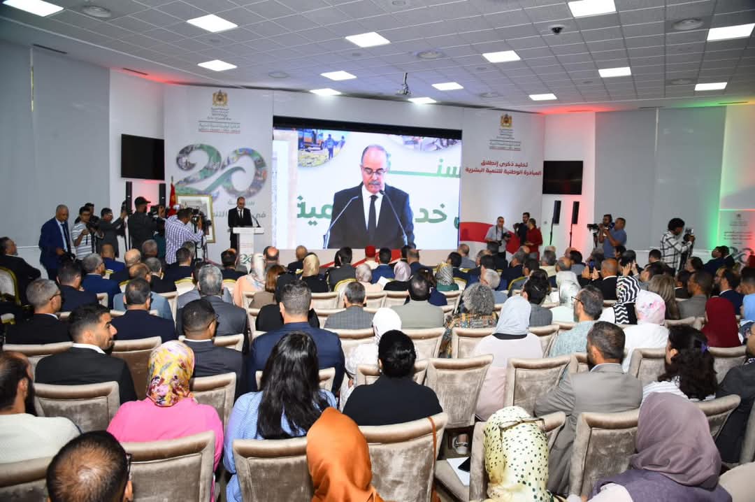 لقاء تواصلي بعمالة الصخيرات – تمارة بمناسبة الذكرى العشرين لانطلاق المبادرة الوطنية للتنمية البشرية
