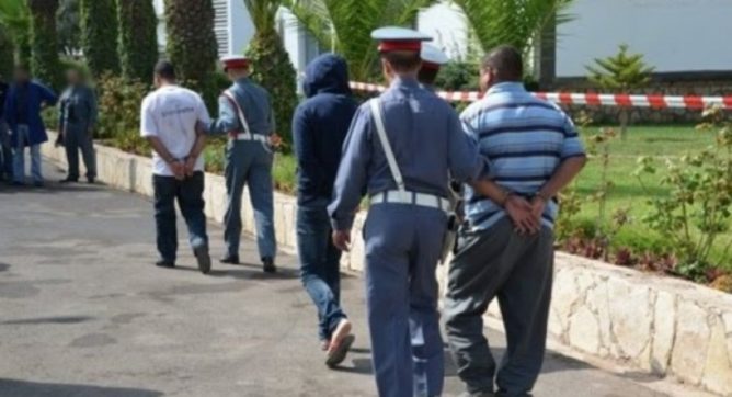 مطاردة هوليودية تنتهي بسقوط  أخطر زعيم عصابة لسرقة المواشي والسيارات بقبضة درك ابن جرير