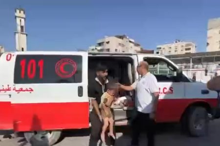 مصادر طبية تعلن مقتل 18 فلسطينيا في غزة منذ صباح اليوم في قصف إسرائيلي متواصل
