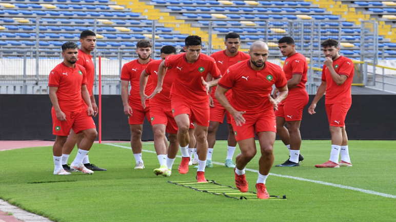 3 لاعبين يقتربون من حمل قميص “أسود الأطلس”