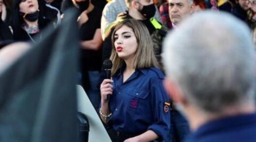 القضاء الإسباني يدين ناشطة يمينية متطرفة بعد وصفها للمهاجرين المغاربة بـ”الغزاة”