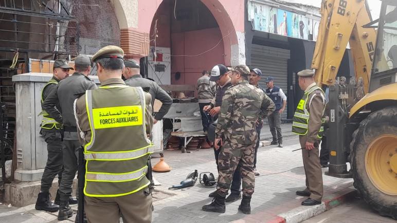 القنيطرة…حملة ميدانية صارمة لتحرير الملك العمومي بساحة بئر أنزران والخبازات