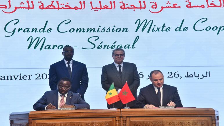 الدورة الـ 15 للجنة العليا المختلطة للشراكة المغربية-السنغالية : التوقيع على عدة اتفاقيات للتعاون ومذكرات تفاهم