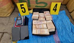 إحباط محاولة تهريب 3 أطنان و30 كلغ من مخدر الشيرا وتوقيف 3 أشخاص يشتبه في ارتباطهم بشبكة للتهريب الدولي للمخدرات