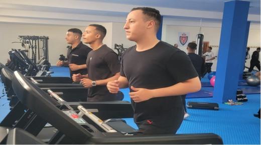 المديرية العامة للأمن الوطني تفتتح قاعة رياضية متعددة التخصصات بالحسيمة