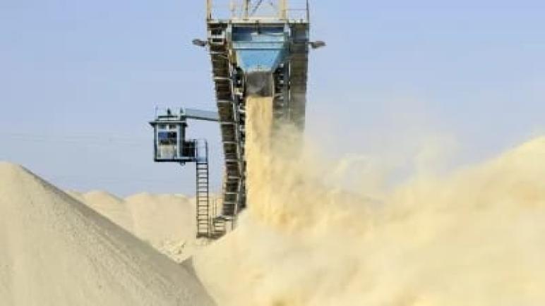 المكتب الشريف للفوسفاط يطلق استثمارات بـ5.7 مليارات دولار لتعزيز إنتاج الأسمدة والطاقة النظيفة