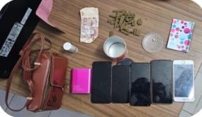 توقيف مواطن ينحدر من إحدى دول إفريقيا جنوب الصحراء، وذلك للاشتباه في تورطه في حيازة وترويج مخدري الشيرا والبوفا