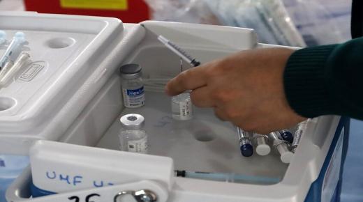 وفاة أكثر من 10 أطفال في الولايات المتحدة بسبب لقاح “كوفيد-19”