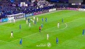 الهلال السعودي يجتاز السد القطري بثلاث أهداف مقابل هدف وحيد