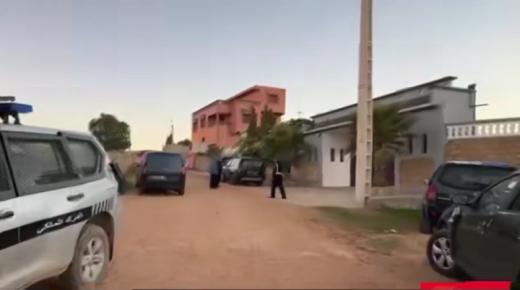 مداهمة مثيرة: الأمن يطيح بفيلا “العقل المدبر” لشبكة تهريب 30 طناً من الحشيش بآسفي!
