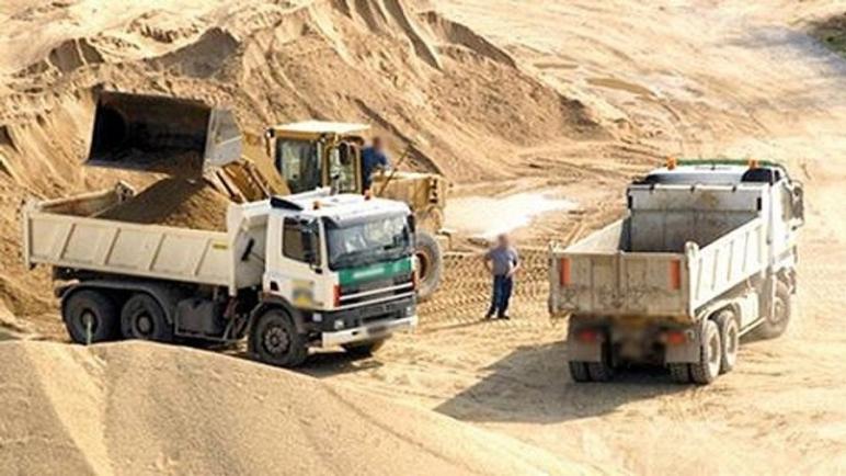 تفكيك مافيا نهب الرمال بسيدي رحال.. سقوط المتورطين يكشف المستور