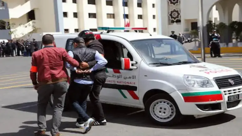 توقيف شاب في حالة تخدير أحدث فوضى وخسائر مادية بحي سيدي مومن بالدار البيضاء